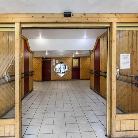 Neves - Location: Pour 4 Personnes Dans Un Quartier Anime Apartamento